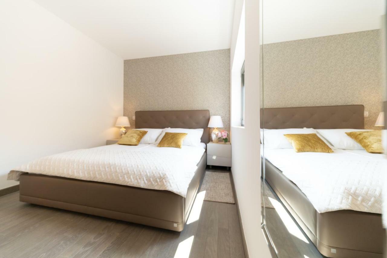 Unique Luxury Designers Apartment Zára Kültér fotó